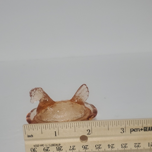 Amber Glass Hen on Nest Dish - Picture 6 of 6